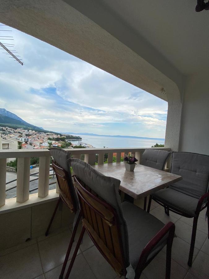 Apartmani 'Saraena' Baška Voda Exteriör bild